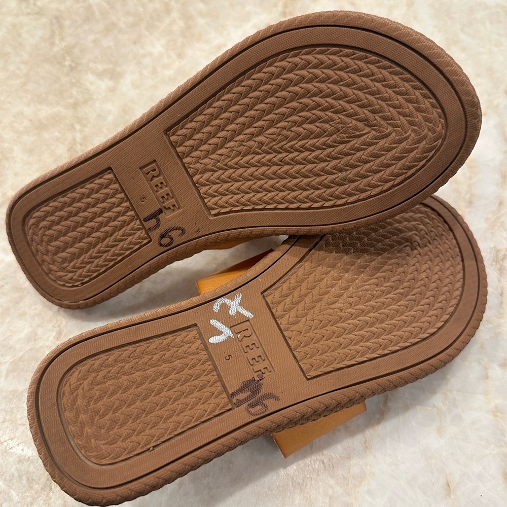 Reef Cushion Bounce Sol Sandal - NWOT - Size 5 - Picture 4 of 4